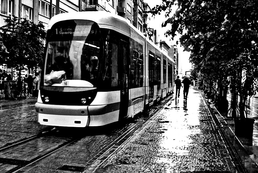 Tram in the rain by pigarot