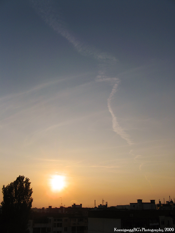 At_The_Dawn_by_KoenigseggBG.jpg